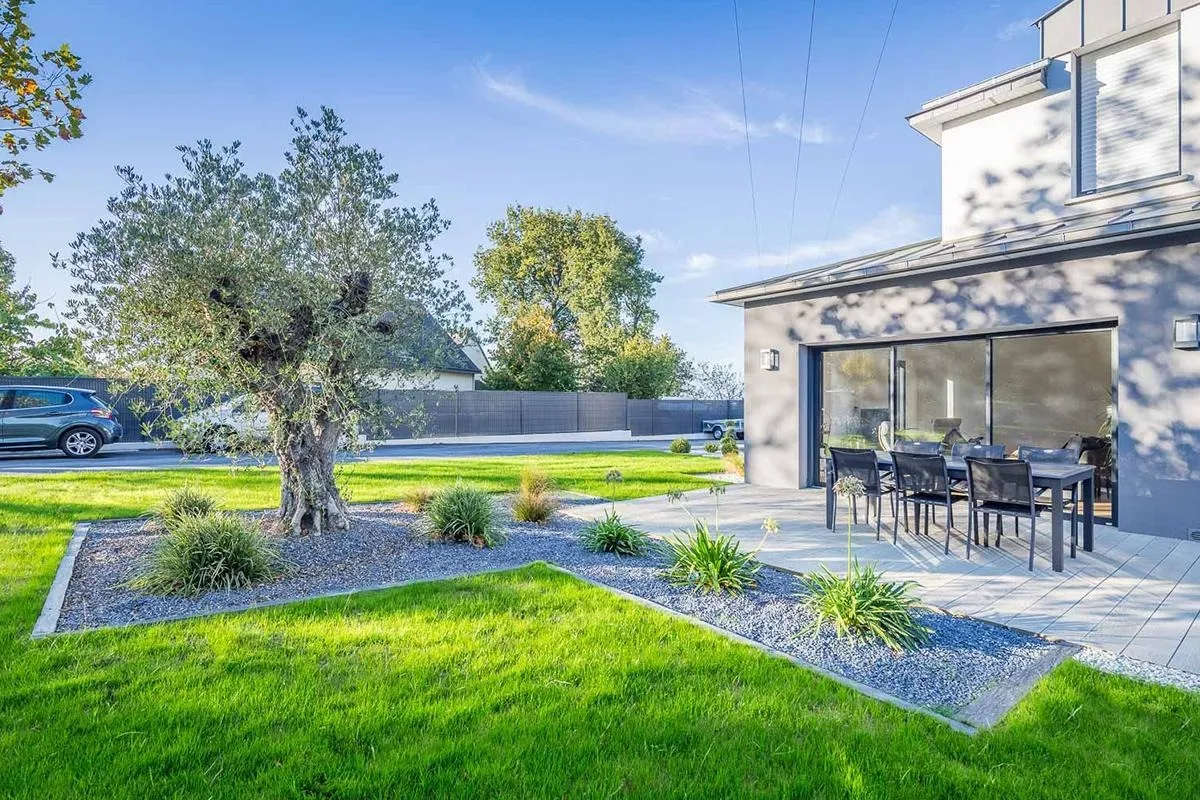 Crea Bati Jardin Paysagiste A Rennes Gazon 3