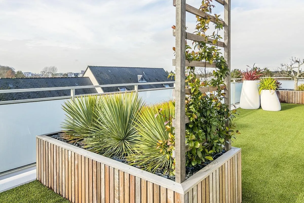 Crea Bati Jardin Paysagiste A Rennes Jardinieres Bois 5